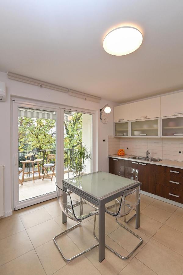 Apartman Pergul غييكا المظهر الخارجي الصورة